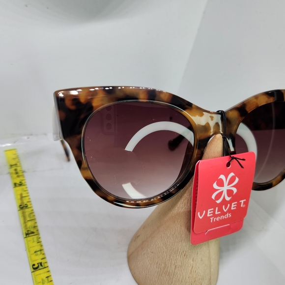 VELVET SUNGLASSES CHELSEA CHUNKY CATEYE TORTOISE SHELL BROWN LENS NEW NWT main image 4